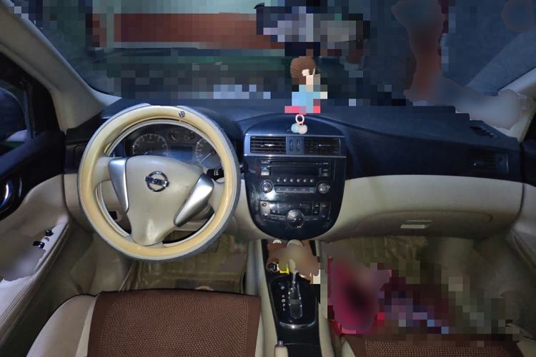 Used Nissan Tiida 2011 1.6L CVT Smart Version