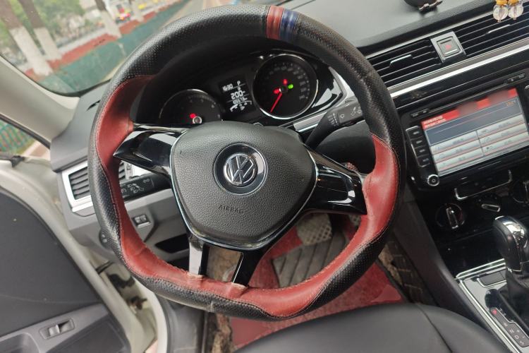 Used Volkswagen Bora 2016 1.6L Automatic Comfort Model
