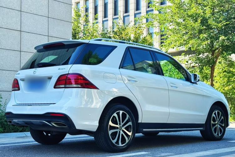 Used Mercedes-Benz GLE 2016 GLE 320 4MATIC Luxury Model
