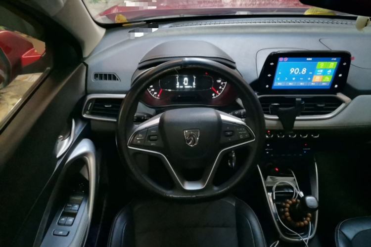 Used Baojun 510 2017 1.5L Manual Fashion Model Steering Wheel
