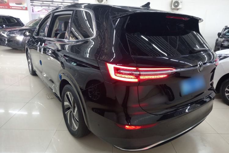 Used Volkswagen Viloran 2023 380TSI Luxury Edition
