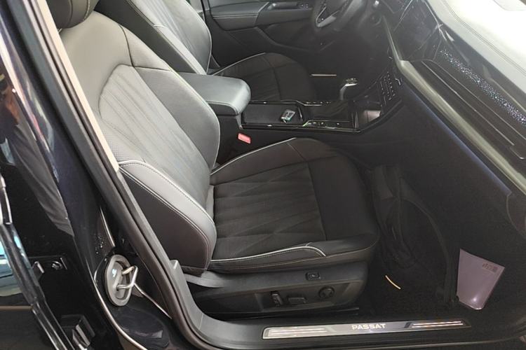 Used Volkswagen Passat 2022 380TSI Flagship Edition