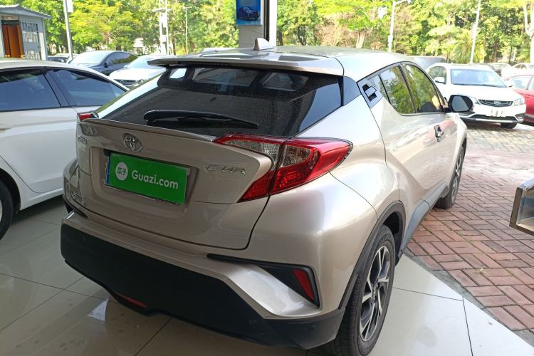 Used Toyota C-HR 2020 2.0L Leading Edition
