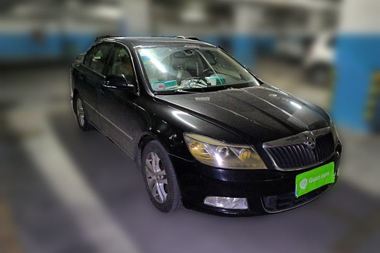 Used Skoda Octavia 2013 1.4TSI Manual Yijun Edition Front Right 45 Deg
