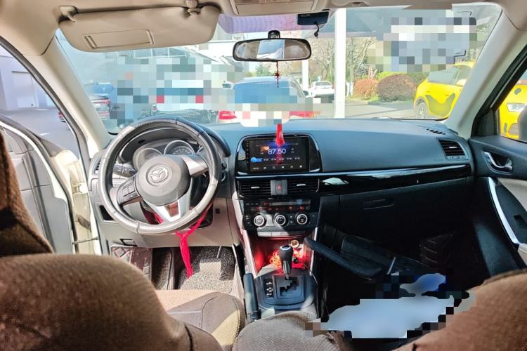 Used Mazda CX-5 2013 2.0L Automatic Two-Wheel Drive Comfort Version Center Console