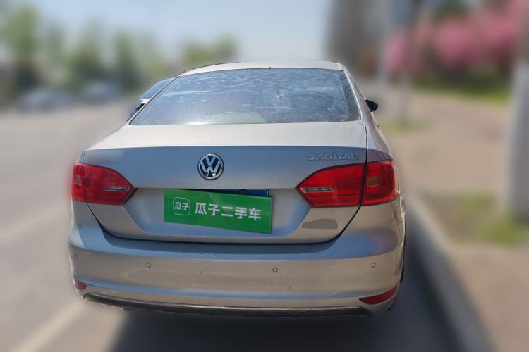 Used Volkswagen Sagitar 2014 1.6L Manual Comfort Model