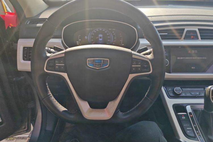 Used Geely Auto Emgrand X7 Sport 2018 1.8TD Automatic Two-Wheel Drive Smart Connect 4G Internet Edition
