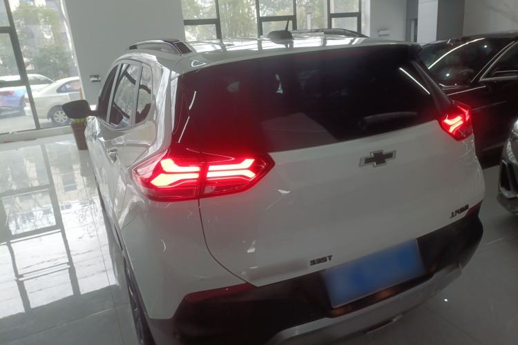 Used Chevrolet Trax 2021 Redline 335T CVT Top-Tier Model China VI Standard