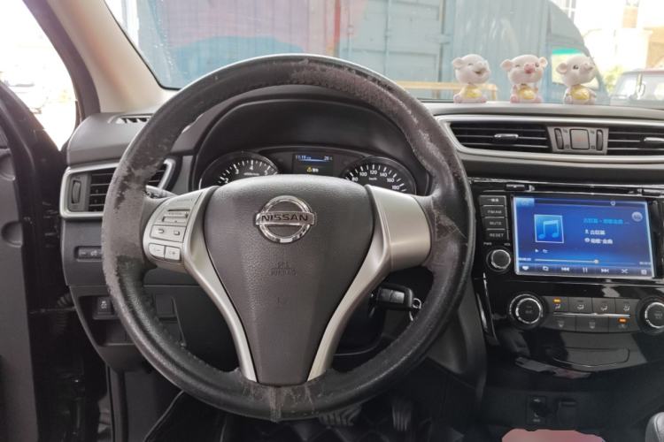 Used Nissan Qashqai 2016 2.0L CVT Elite Edition Steering Wheel