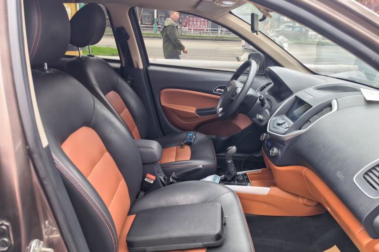 Used Geely Auto Diamond 2016 1.5L Manual Elite Edition