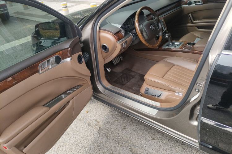 Used Volkswagen Phaeton 2012 3.0L Executive Version