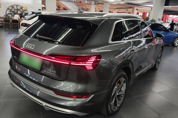 Used Audi e-tron 2021 50 quattro Prestige Edition