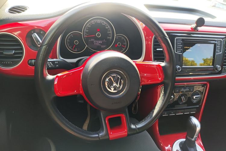 Used Volkswagen Beetle 2018 180TSI Shangle Model
