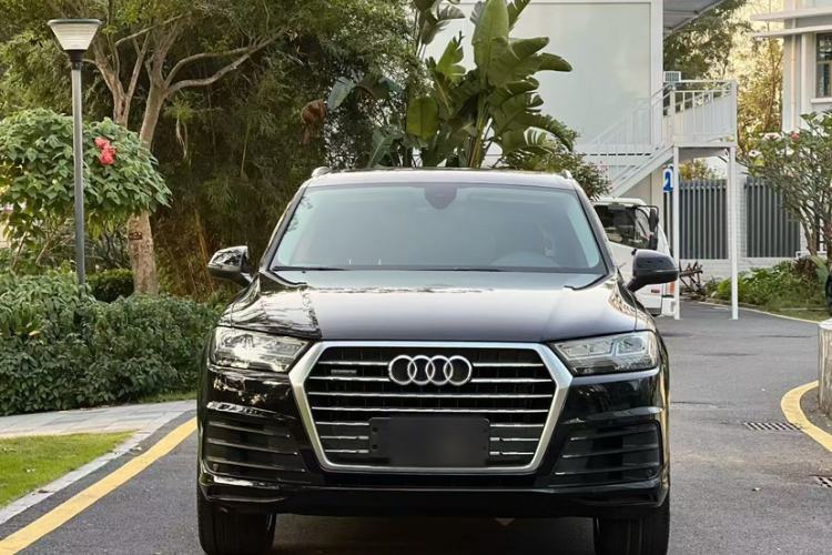 Used Audi Q7 2016 45 TFSI Technology Edition

