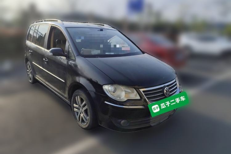 Used Volkswagen Touran 2008 1.8T ZhiZun Edition Automatic 5-Seater Front Right 45 Deg