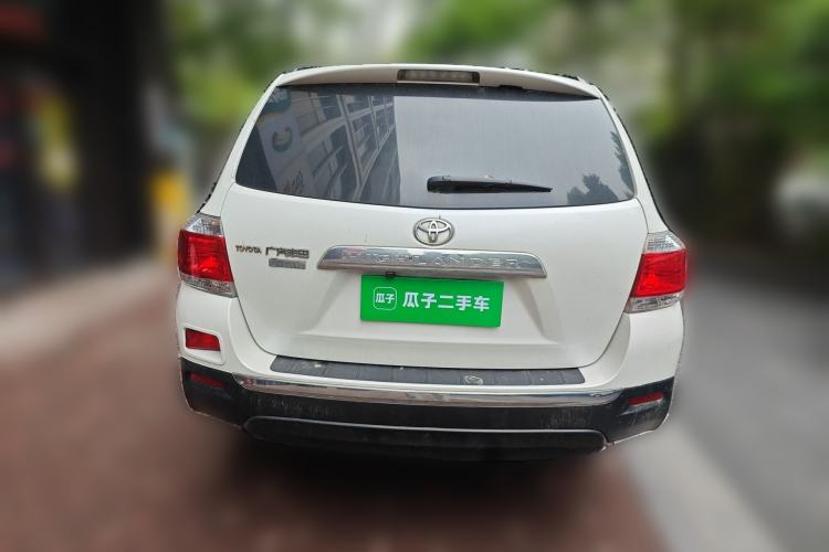 Used Toyota Highlander 2013 2.7L Two-Wheel Drive 5-Seater Purple Gold Edition Rear