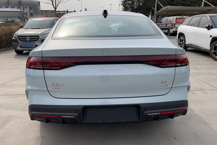 Used BYD Qin L 2025 DM-i Smart Drive 120KM Superior Model