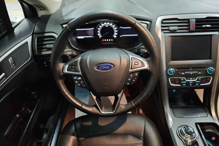 Used Ford Mondeo 2018 EcoBoost 180 Luxury Model
