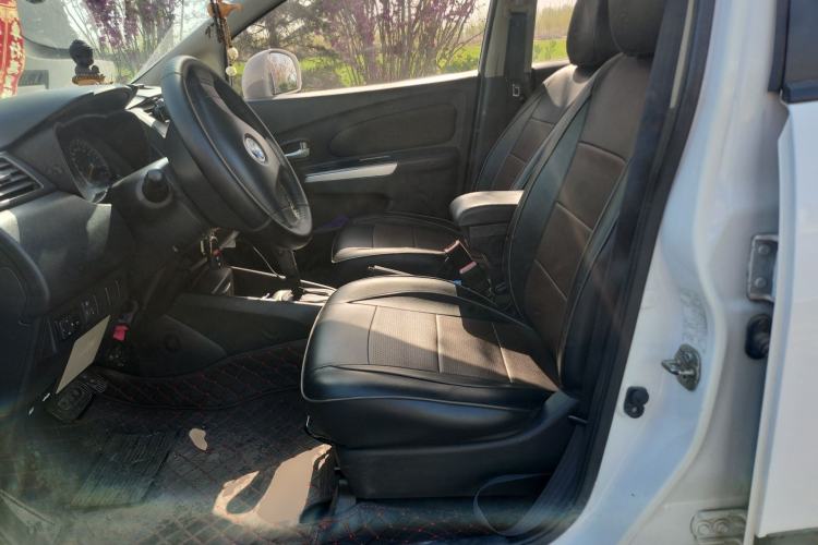 Used Venucia R50X 2013 1.6L Automatic Model
