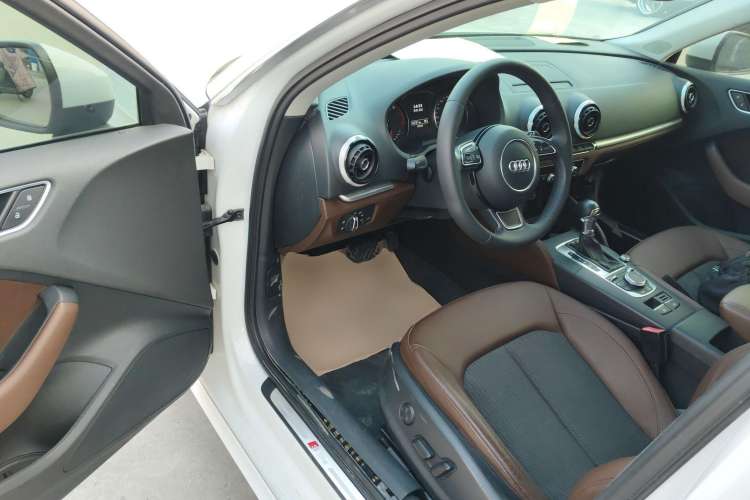 Used Audi A3 2014 Sportback 40 TFSI S line Comfort Model
