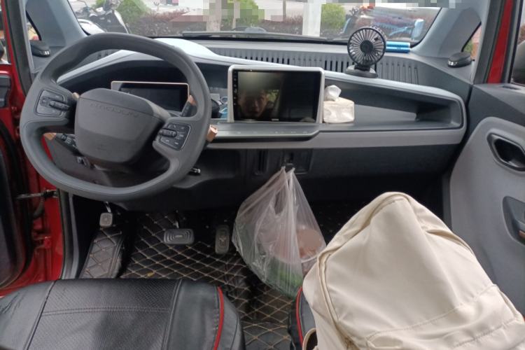 Used Baojun E200 2018 Intelligent Driving Edition Center Console