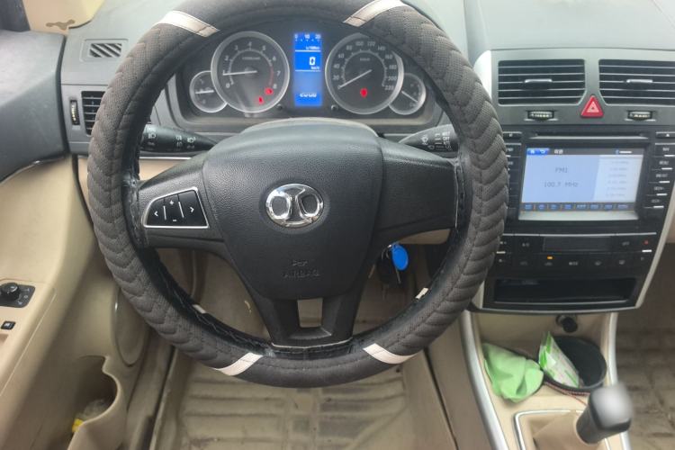 Used BAIC E Series 2013 Sedan 1.5L Manual Leshang Version