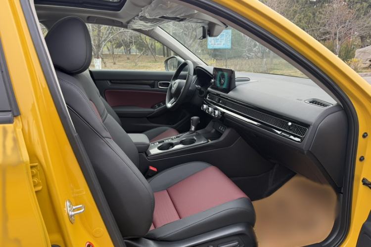 Used Honda Integra 2023 HATCHBACK 240TURBO CVT Phantom Night Deluxe Edition Interior 3