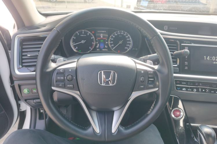 Used Honda Spirior 2015 2.4L Prestige Edition
