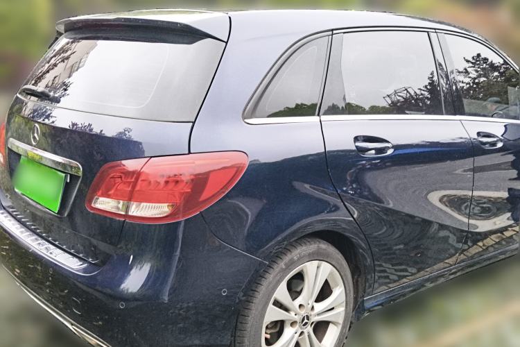 Used Mercedes-Benz B-Class 2018 B 200 Sport Edition Rear Right 45 Deg