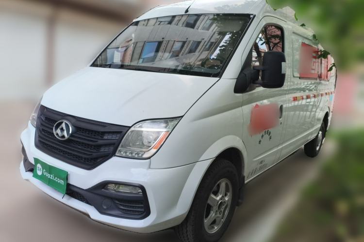 Used SAIC MAXUS Xintu V80 2018 2.5T 6-speed manual van long-wheelbase mid-roof 2-3 seats