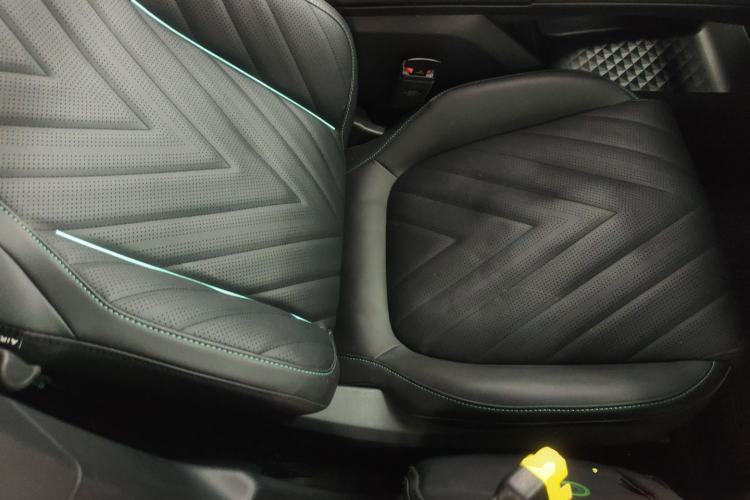 Used Deepal SL03 2025 Revised Version Range-Extended Elite Edition Right Front Seat