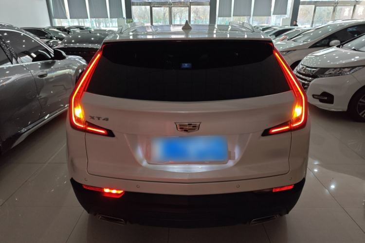 Used Cadillac XT4 2021 28T Two-Wheel Drive Tech Edition