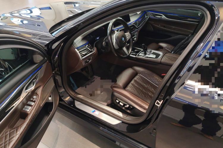 Used BMW 7 Series 2021 740Li Leading Model M Sport Package Driver Seat