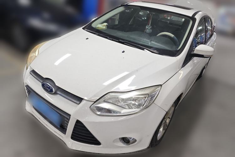 Used Ford Focus 2012 Sedan 1.6L Automatic Fashion Edition