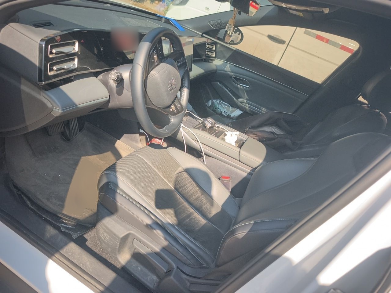 BYD Qin L 2024 DM-i 80KM Leading Model — снимка 14