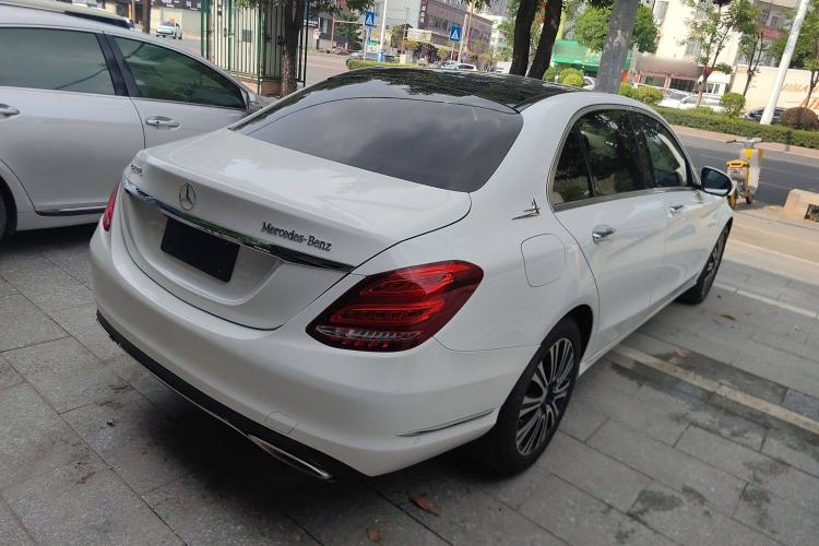 Used Mercedes-Benz C-Class 2016 C 200 L
