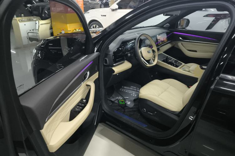 Used Geely Auto Monjaro L 2025 Dongfang Yao 2.0TD Automatic Jinzhao Edition
