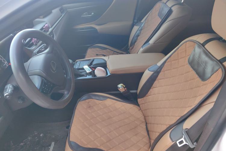 Used Lexus ES 2021 200 Excellence Edition
