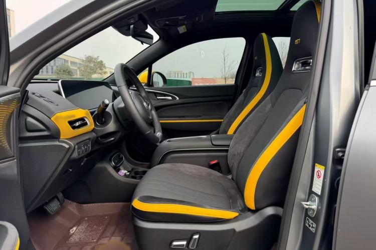 Used ORA Good Cat GT 2023 Mulan Edition 401km Prestige Version
