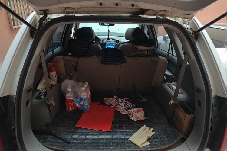 Used Kia Carens 2011 2.0L 7-Seater Automatic Standard Edition