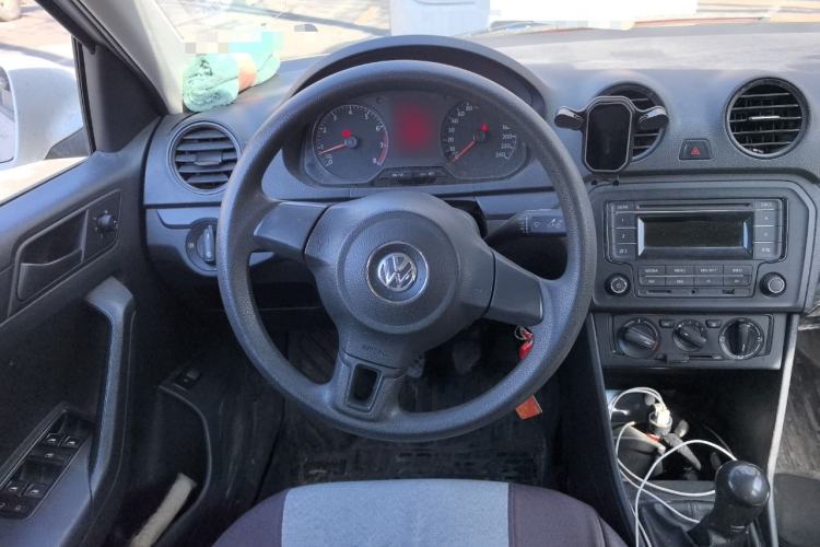 Used Volkswagen Jetta 2015 Value Edition 1.6L Manual Fashionable Style
