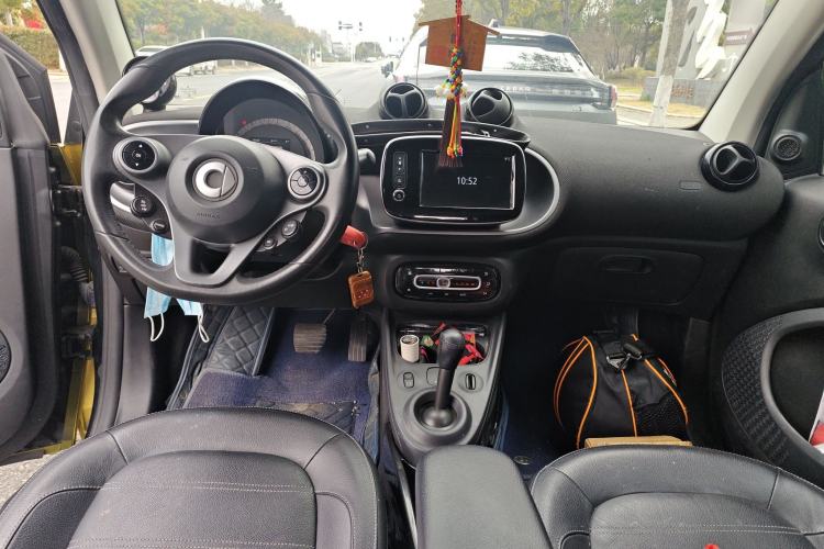 Used smart fortwo 2016 0.9T 66kW Hardtop Pioneer Edition