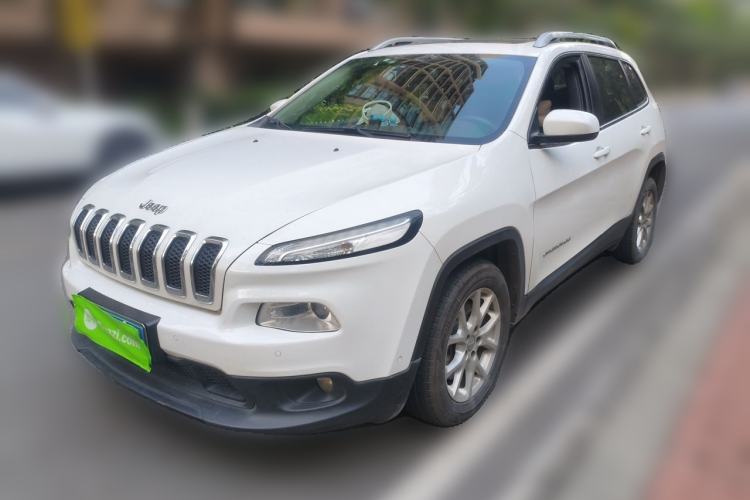 Used Jeep Cherokee 2016 2.0L Superior Edition