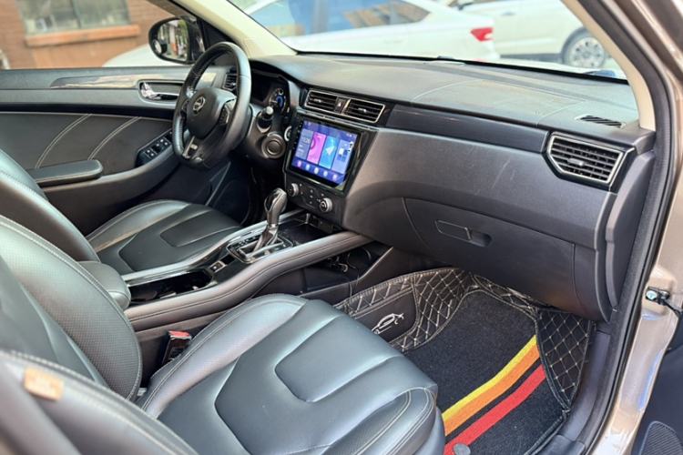 Used Dongfeng Fengon 580 2016 Revised Version 1.5T CVT Luxury Edition
