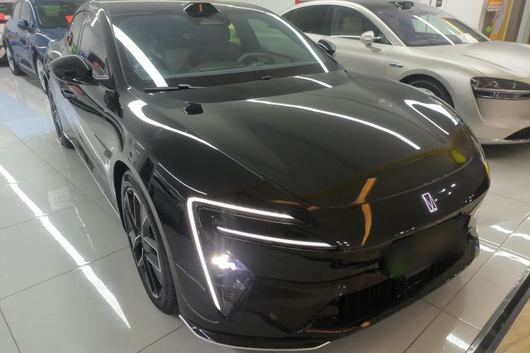 Used Avatr 06 2025 Max All-Electric Version