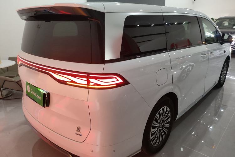 Used BYD Xia 2025 DM-i 1.5T 180km Excellence Model
