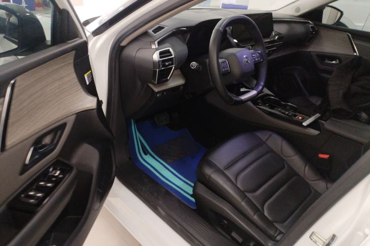 Used Citroen C5 X 2021 1.6T Impressive Edition Driver Seat