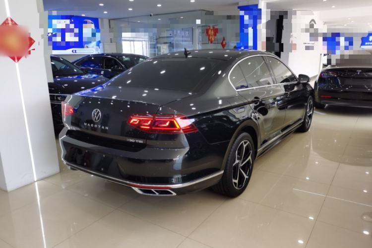 Used Volkswagen Magotan 2023 2 Million Units Limited Edition 330TSI DSG Leading Version
