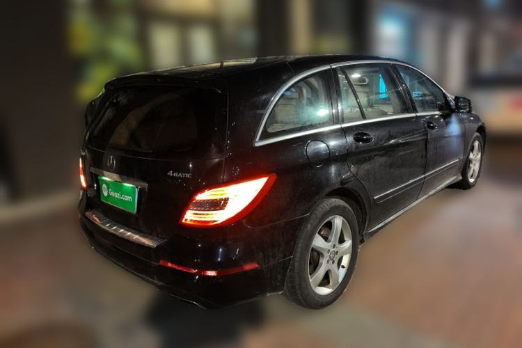 Used Mercedes-Benz R-Class 2014 R 400 4MATIC Business Model Rear Right 45 Deg