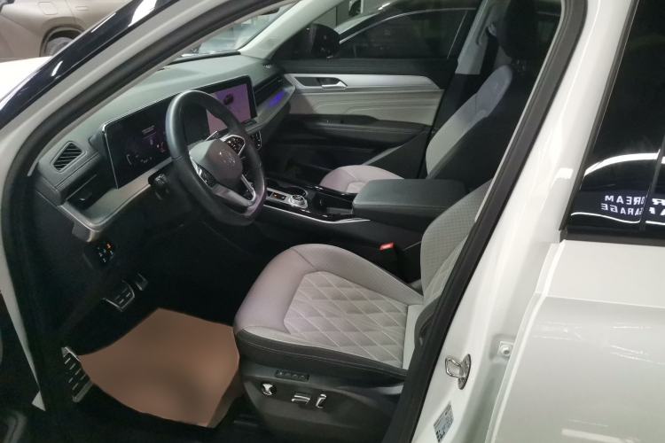 Used Volkswagen Tavendor 2023 380TSI Four-Wheel Drive R-Line Cruise Edition Left Front Seat